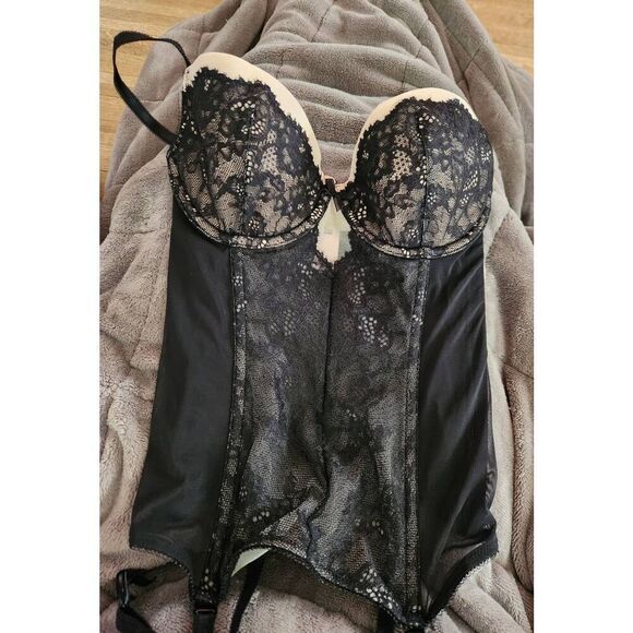 NWOT Victoria Secret 34C Black Dream Angels Lace Corest with Clips - Picture 2 of 7